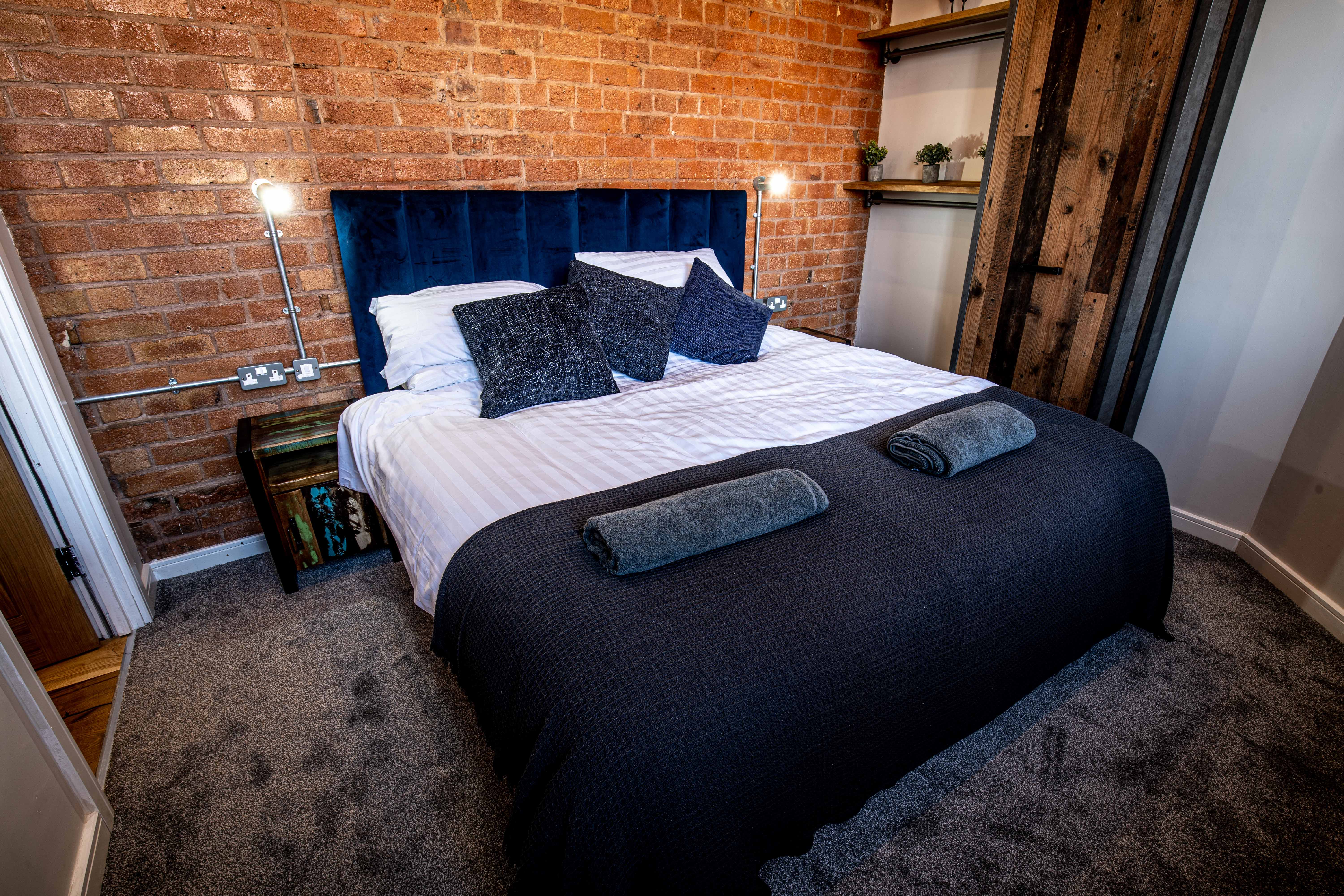 Bedroom 2 next to main bedroom